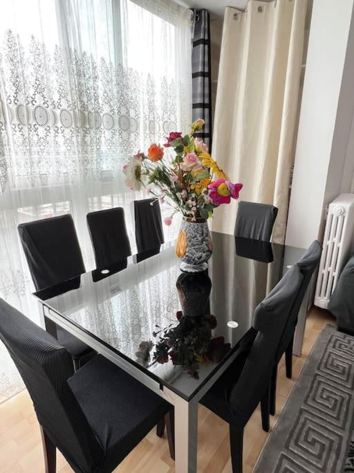 Superbe Appartement Pres Du Metro 4 Proche Paris Bagneux  Exterior photo